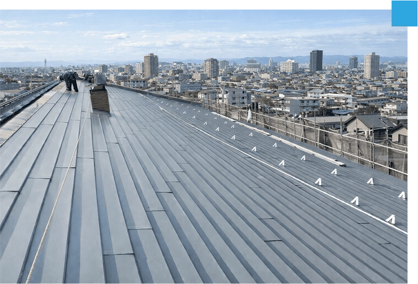 体育館屋根カバー工法写真