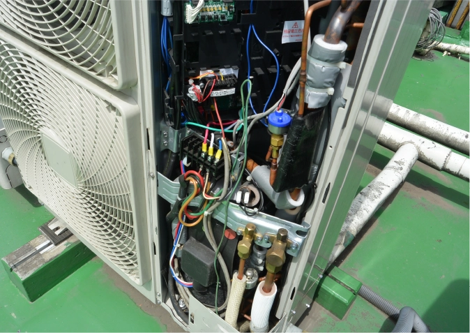 老朽化した空調設備