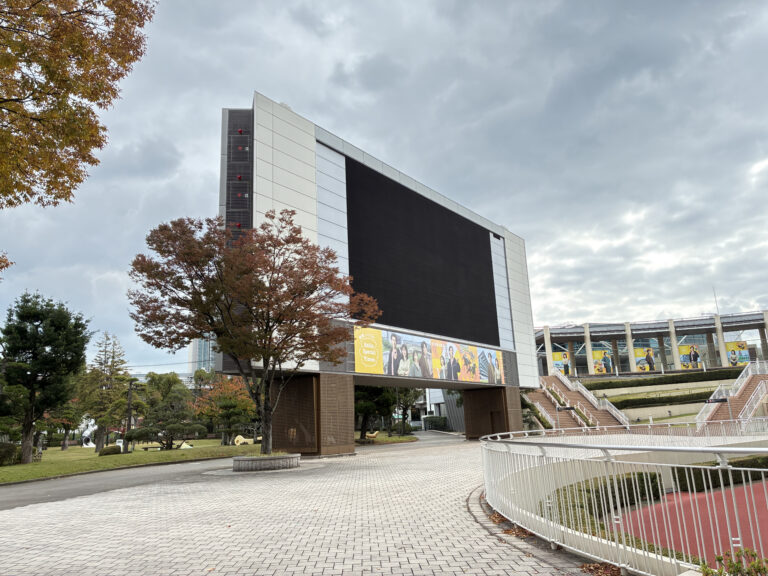 小倉競馬場電光掲示板改修工事